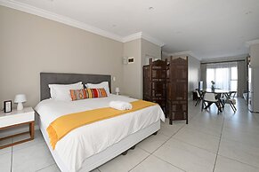 Marrakesh Themed Studio With Huge Rooftop Terrace