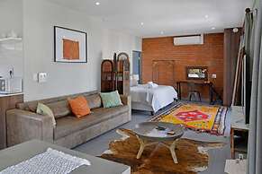 Penthouse Apt Historic Charm Incredible Views