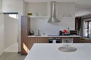 Penthouse Apt Historic Charm Incredible Views