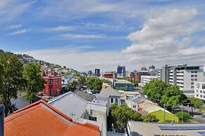 Penthouse Apt Historic Charm Incredible Views