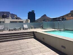 Modern 1-bed V A Waterfront Canal Harbor Views