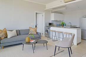 Modern 1-bed V A Waterfront Canal Harbor Views