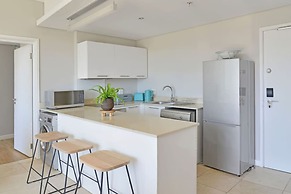 Modern 1-bed V A Waterfront Canal Harbor Views