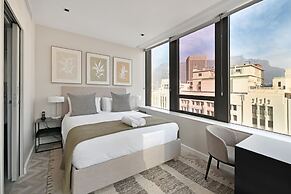 Stylish 1-bed Foreshore Apt Modern Comfort Views