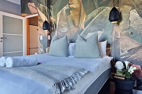 Bo-kaap Elegance Historic Luxury Mountain Views
