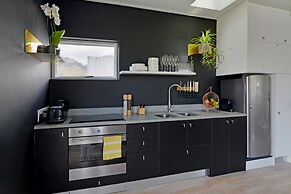Bo-kaap Elegance Historic Luxury Mountain Views