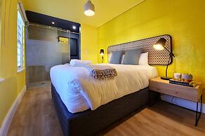 Bo-kaap Elegance Historic Luxury Mountain Views