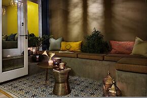 Bo-kaap Elegance Historic Luxury Mountain Views