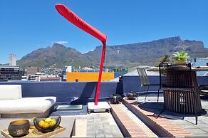 Bo-kaap Elegance Historic Luxury Mountain Views