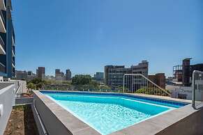 Designer 3 Peaks Apt Stunning Table Mountain Views