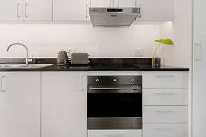 Designer 3 Peaks Apt Stunning Table Mountain Views