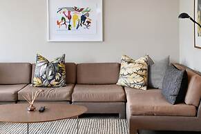 Cozy 2-bed Apartment Below Table Mountain
