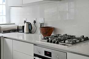 Cozy 2-bed Apartment Below Table Mountain