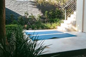Serene Oasis Nestled Under Table Mountain