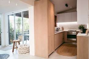 Serene Oasis Nestled Under Table Mountain