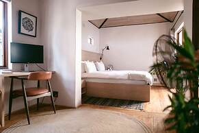 Serene Oasis Nestled Under Table Mountain