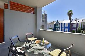 Modern 2-bed Green Point Haven Stylish Central