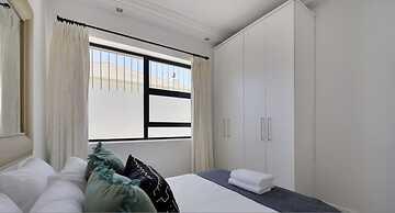Modern 2-bed Green Point Haven Stylish Central