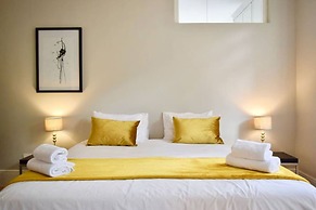 Spacious 3 Bedroom Home Green Point