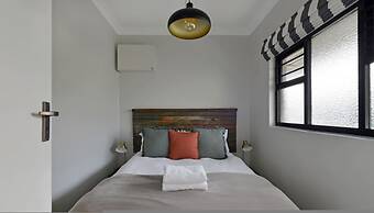 Charming 2-bed Central Green Point Stadium