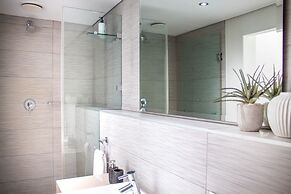 Spacious 2bed Harbor Haven V A Waterfront Canals