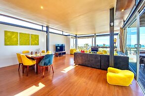 Ocean Views Open Plan Pool 3 Bed