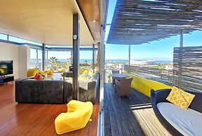 Ocean Views Open Plan Pool 3 Bed