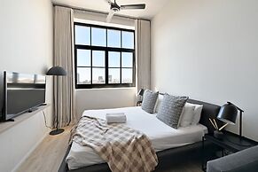 Modern Apt Co-working East City