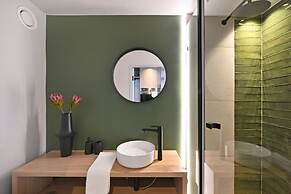 Modern Apt Co-working East City