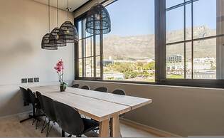 Modern Apt Co-working East City