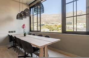 Modern Apt Co-working East City