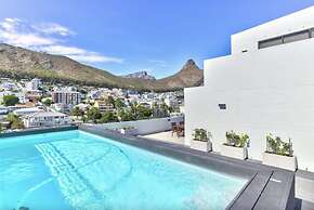 Two Bed Sea Point Rooftop Pool