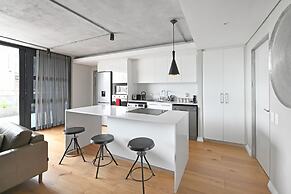 Two Bedroom Green Point Rooftop Pool BBQ