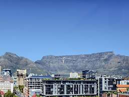 Two Bedroom Green Point Rooftop Pool BBQ