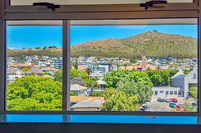Two Bed Green Point Ocean View