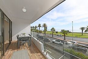 Spacious 3 Bed Apartment Sea Point Ocean Views