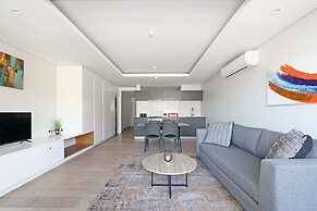 One Bedroom Green Point Spacious