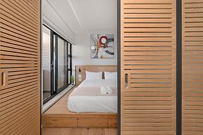 One Bedroom Green Point Spacious