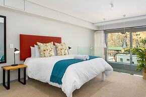 Stylish 1bed Secure Mountain Views