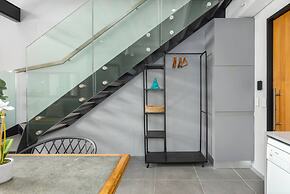 Stylish 1bed Secure Mountain Views