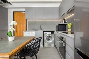 Stylish 1bed Secure Mountain Views