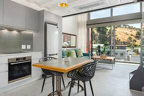 Stylish 1bed Secure Mountain Views
