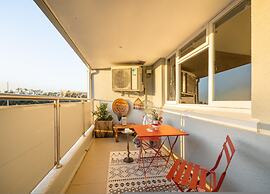 Modern One Bed Central Green Point Stadium