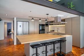 Two Bed Designer Luxury Central De Waterkant