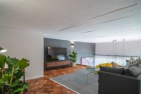 Two Bed Designer Luxury Central De Waterkant