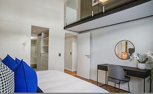 Two Bed Designer Luxury Central De Waterkant