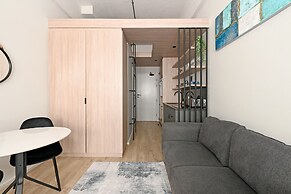 East City Modern Apt Co-working