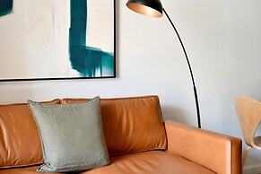 Station House Studio Apartment Gym Rooftop Pool