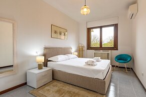 Artemisia B2 12 by Wonderful Italy