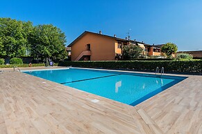 Artemisia B2 12 by Wonderful Italy